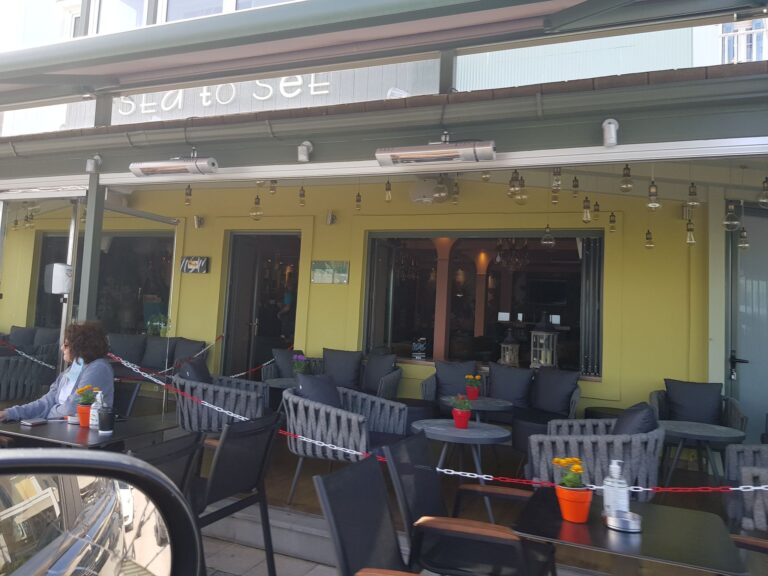 Άνοιξε η εστίαση μετά από έξι μήνες.