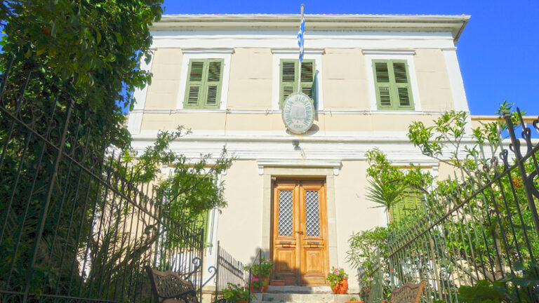 Πραγματοποιήθηκε συνάντηση για το στεγαστικό ζήτημα της Δημόσιας Βιβλιοθήκης Λευκάδας.