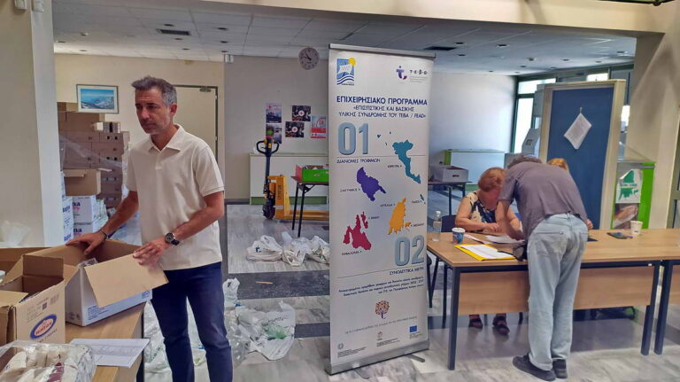 Ανδρέας Κτενάς: «Στήριξη σε 145 οικογένειες και στο Γηροκομείο Λευκάδας μέσω ΤΕΒΑ» – Μια ακόμα επιτυχημένη διανομή τροφίμων και υλικών από την Π.Ε. Λευκάδας