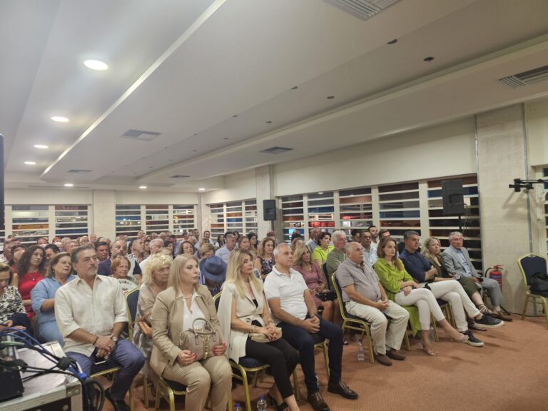 Συνάντηση υποψήφιου Δημάρχου Λευκάδας κ. Ξενοφώντα Βεργίνη με μέρος υποψηφίων του συνδυασμού του