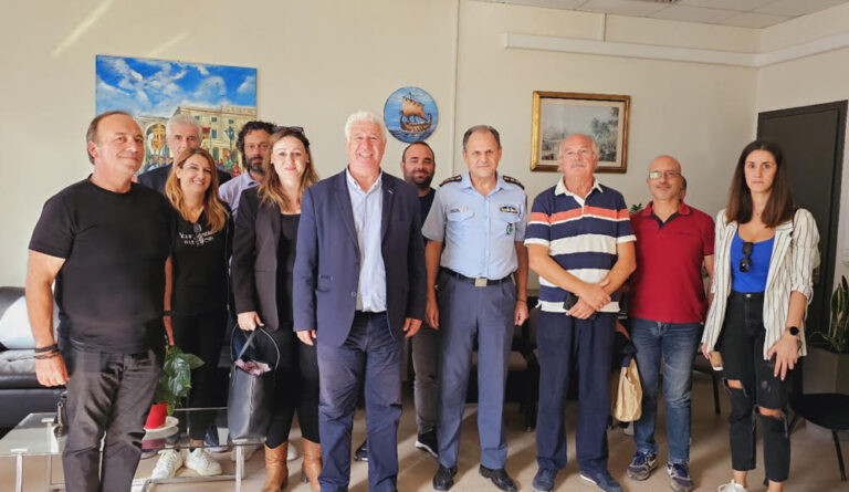 ΕΠΙΣΚΕΨΕΙΣ ΓΙΑΝΝΗ ΤΡΕΠΕΚΛΗ ΣΕ ΥΠΗΡΕΣΙΕΣ