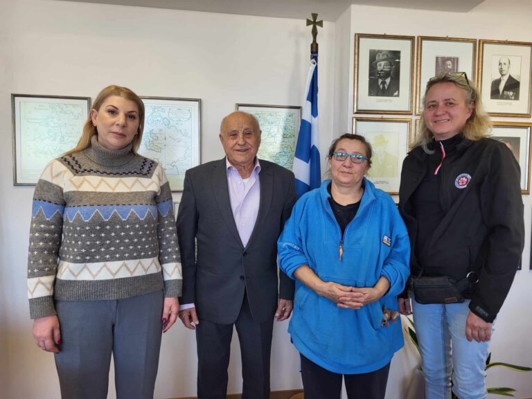 Σύσκεψη στο γραφείο Δημάρχου Λευκάδας με θέμα τη διαχείριση των αδέσποτων ζώων συντροφιάς