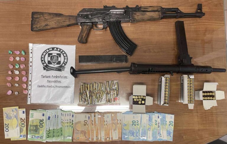 Συνελήφθη ημεδαπός, από αστυνομικούς του Τμήματος Ασφαλείας Λευκάδας, για διακίνηση ναρκωτικών ουσιών και παράνομη οπλοκατοχή