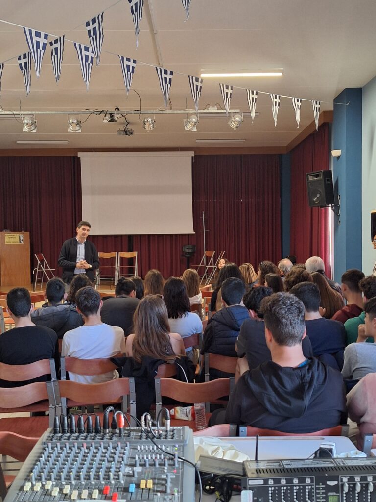 Δράσεις 2ου Πειραματικού Λυκείου στο πλαίσιο της Πανελλήνιας Σχολικής Ημέρας Φιλοζωίας