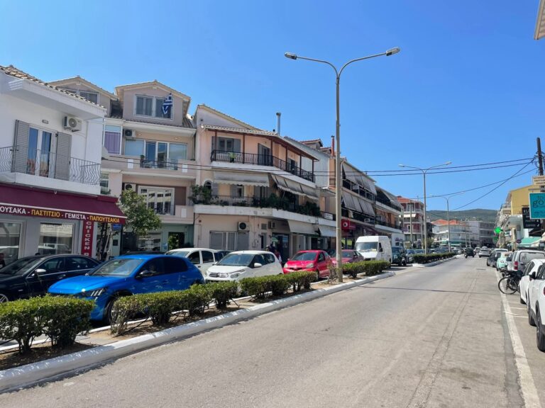 Kυκλοφοριακό κομφούζιο σήμερα 16/8/2025 στη Λευκάδα