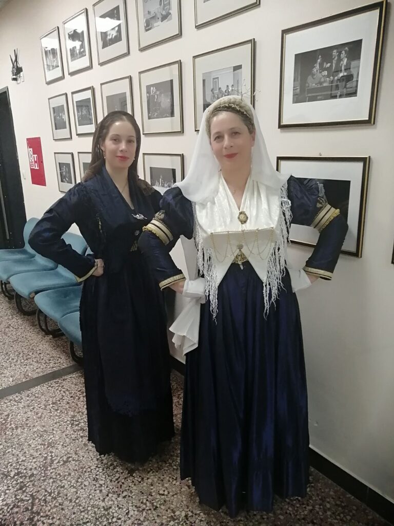 Εμφάνιση χορωδιακής και χορευτικής ομάδας της Νέας Χορωδίας Λευκάδας στο Μαυροβούνιο