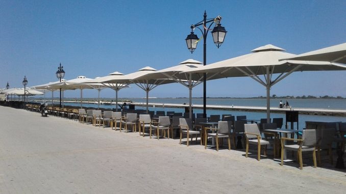 Δήμος Λευκάδας: Ανακοίνωση για παραχώρηση κοινόχρηστου χώρου (τραπεζοκαθίσματα/εμπορεύματα).