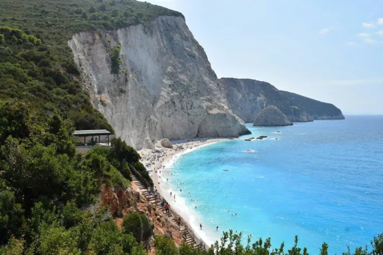 Σορός άνδρα εντοπίστηκε στο Πόρτο Κατσίκι – Εξετάζονται όλα τα ενδεχόμενα